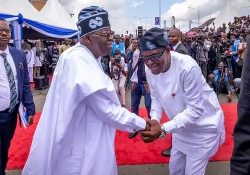 Residents of the Federal Capital Territory (FCT), under the Abuja Original Inhabitants Youths and Empowerment Organisation (AOIYEO), have expressed their gratitude to President Bola Tinubu and FCT Minister Nyesom Wike for the recent commissioning of road projects across the six area councils...